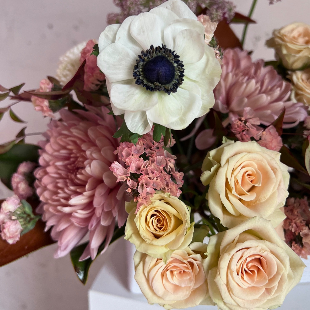 Thanksgiving Vase Arrangement- Family Affair