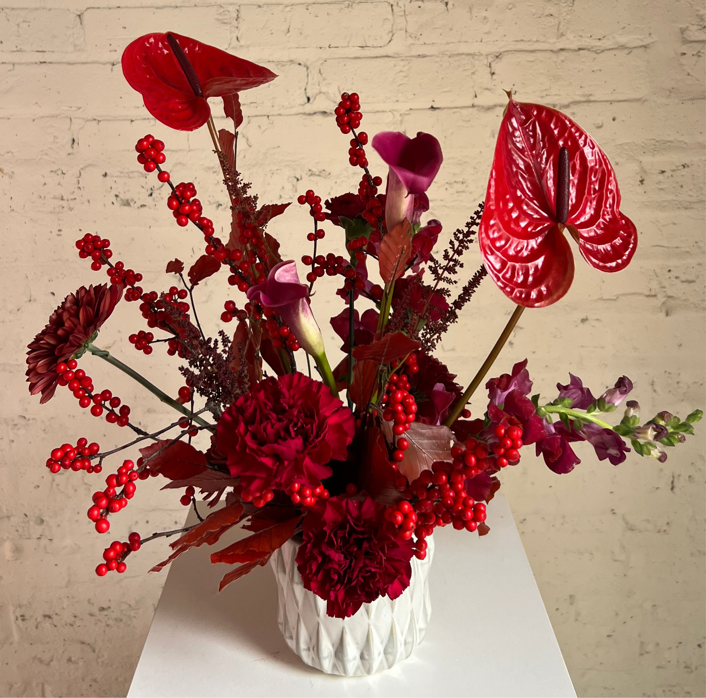 Red Wine Supernova Floral Centerpiece Arranging and Wine Tasting (Located at Deep Red Wine Merchant) | Workshop December 7th