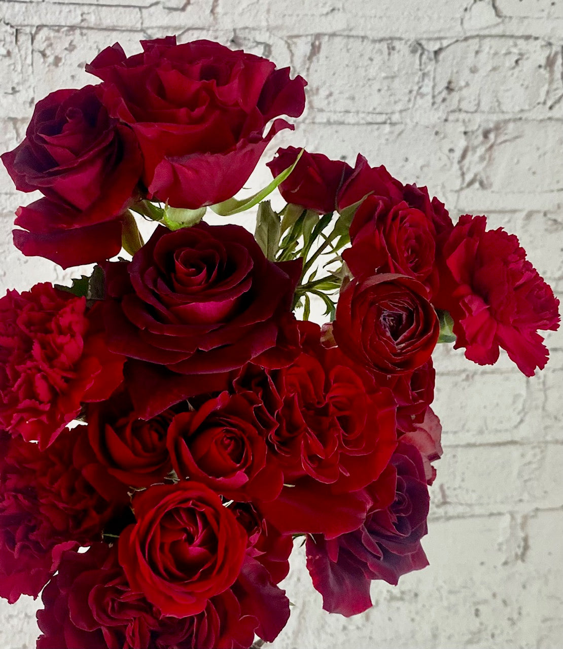 Babe Vase & Hand-Tie Arrangement